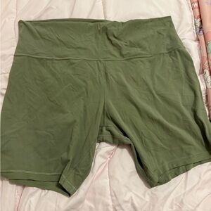 Lululemon align shorts green plus size